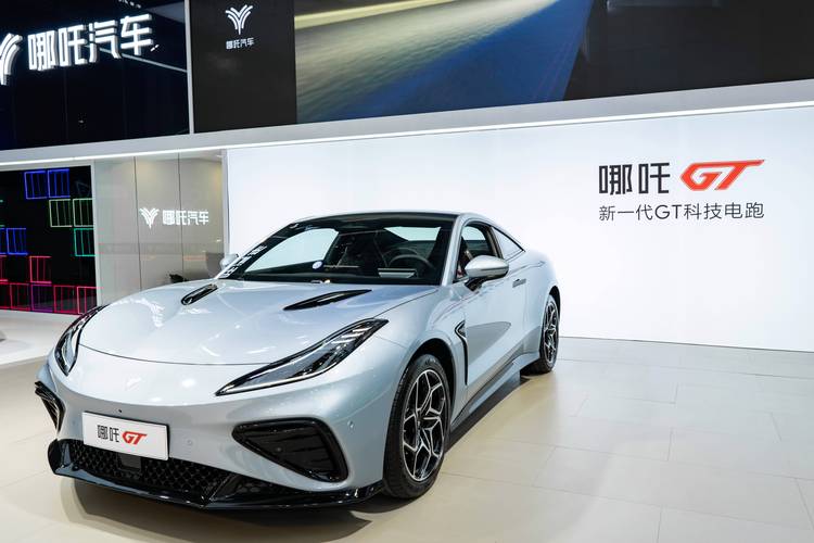 东莞企石镇威科胜企业管理咨询哪吒汽车在智能汽车领域的表现，领途汽车在新能源汽车市场中的影响力